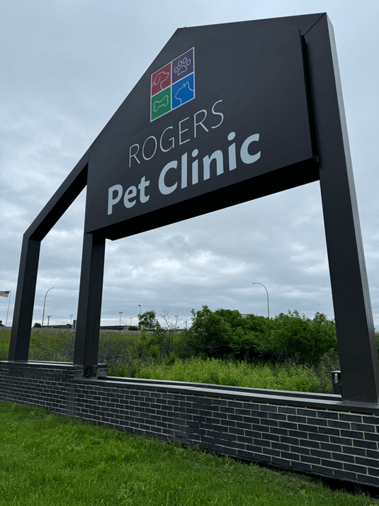 rogers pet clinic sign